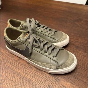 Nike Blazer Low 77 Medium Olive Women size 8